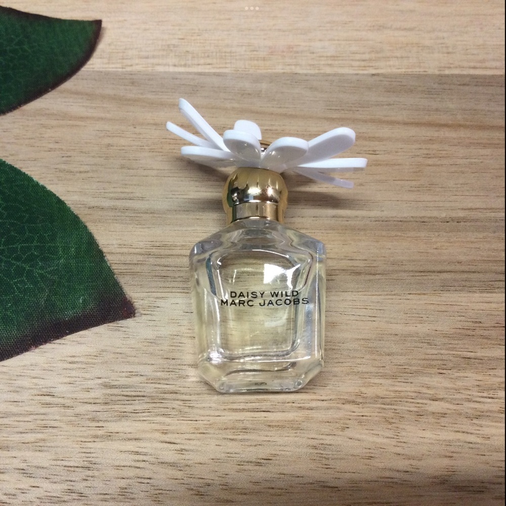 🆕 Mini Marc Jacobs Daisy Wild EDP - 4 ml